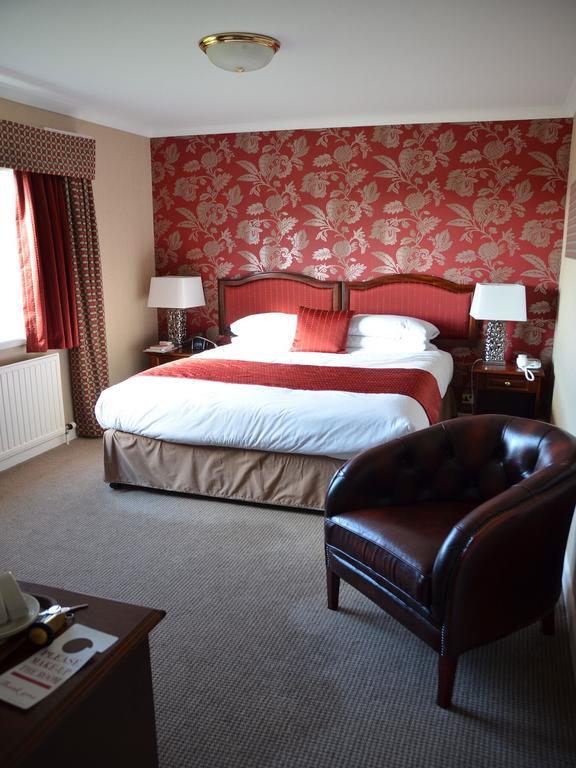 Ramnee Hotel Форрес Экстерьер фото